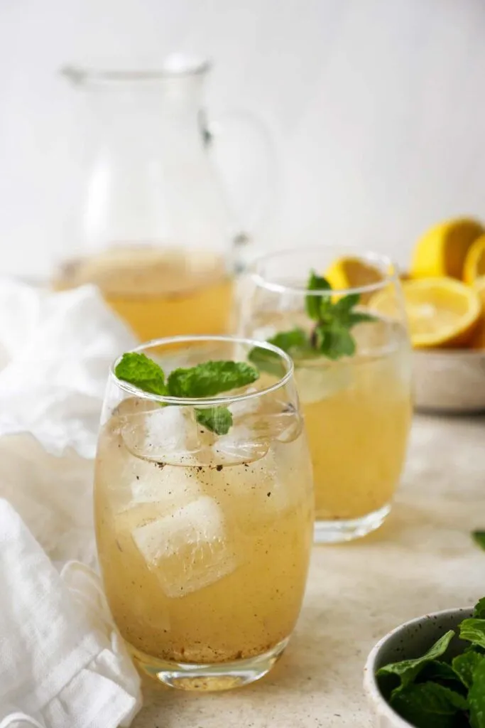 Nimbu Pani (serves 8-10)